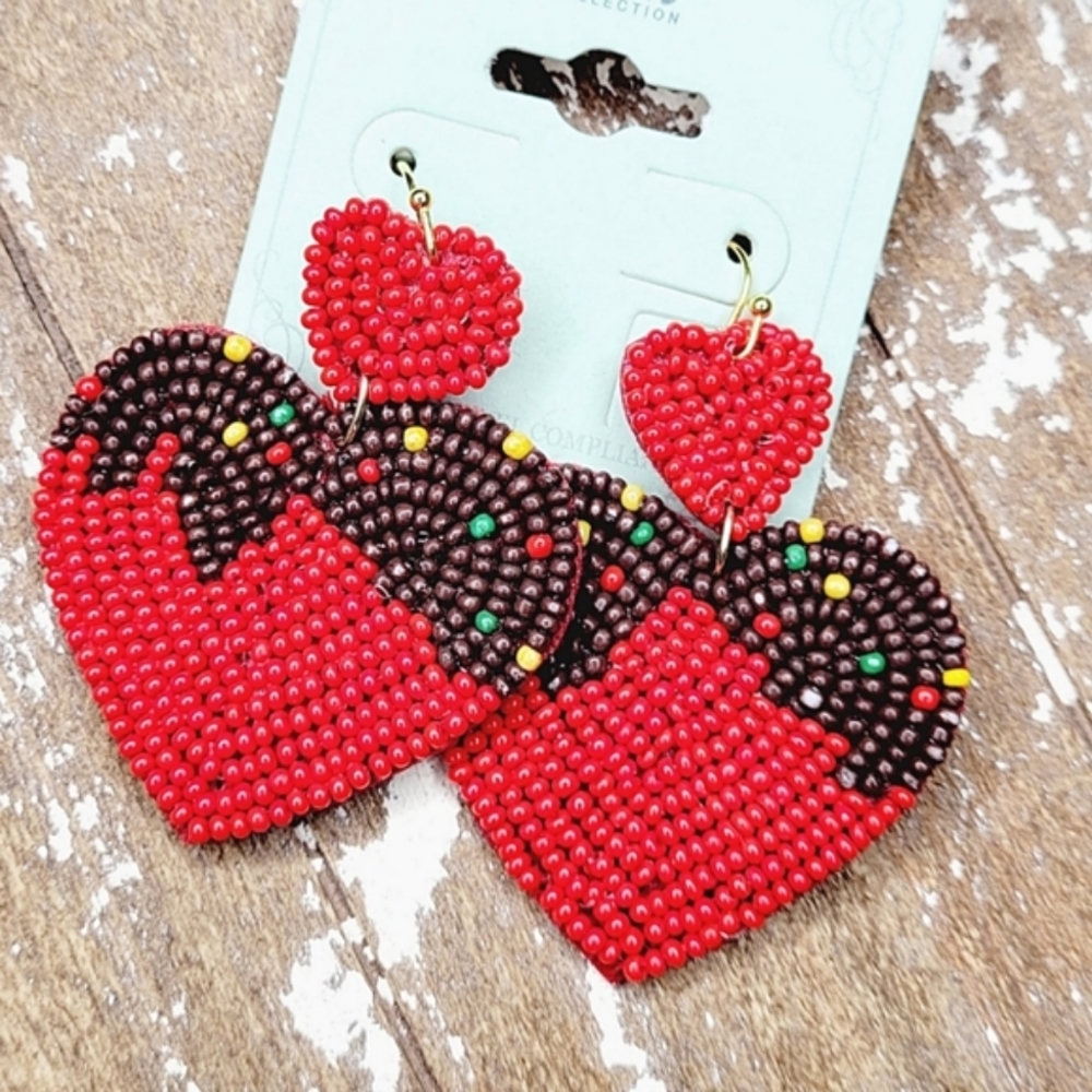 RED HEART SEED BEAD EARRINGS